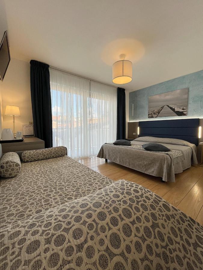 Hotel Regina Grado Buitenkant foto