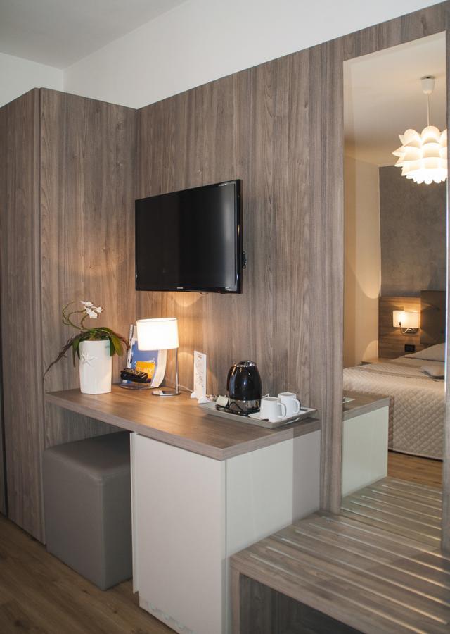 Hotel Regina Grado Buitenkant foto