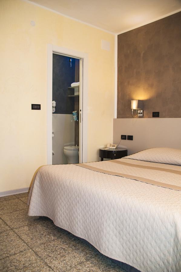 Hotel Regina Grado Buitenkant foto
