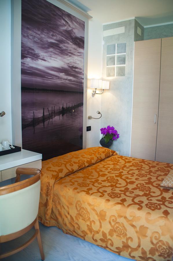 Hotel Regina Grado Buitenkant foto