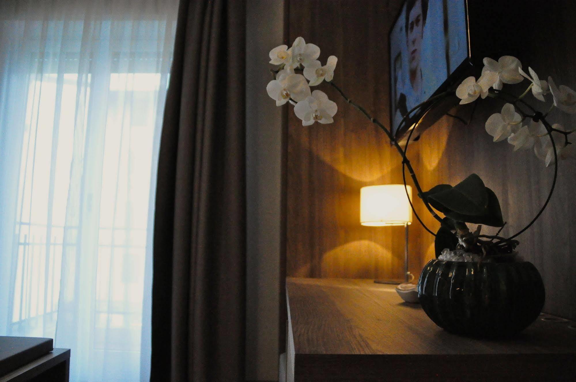 Hotel Regina Grado Buitenkant foto