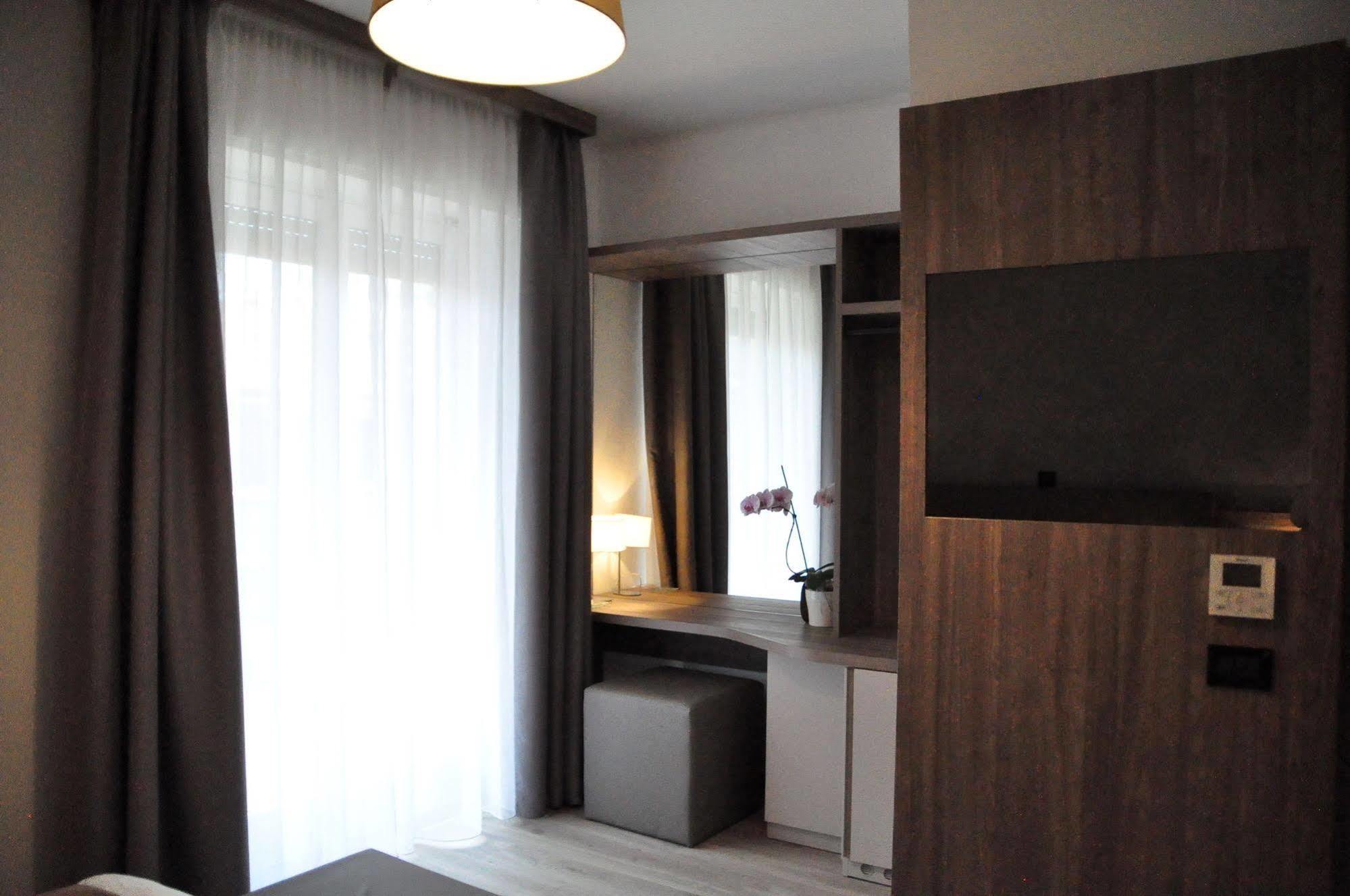 Hotel Regina Grado Buitenkant foto
