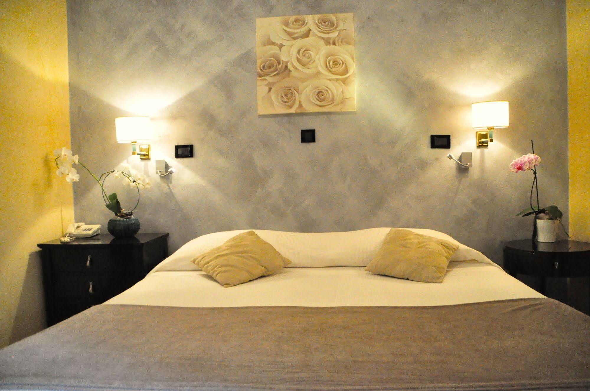 Hotel Regina Grado Buitenkant foto